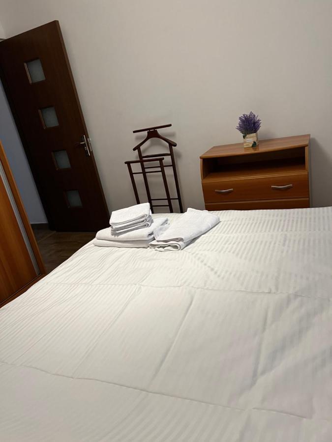 Apartament Apartament 3 Camere, Dotat Cu Toate Utilitățile *