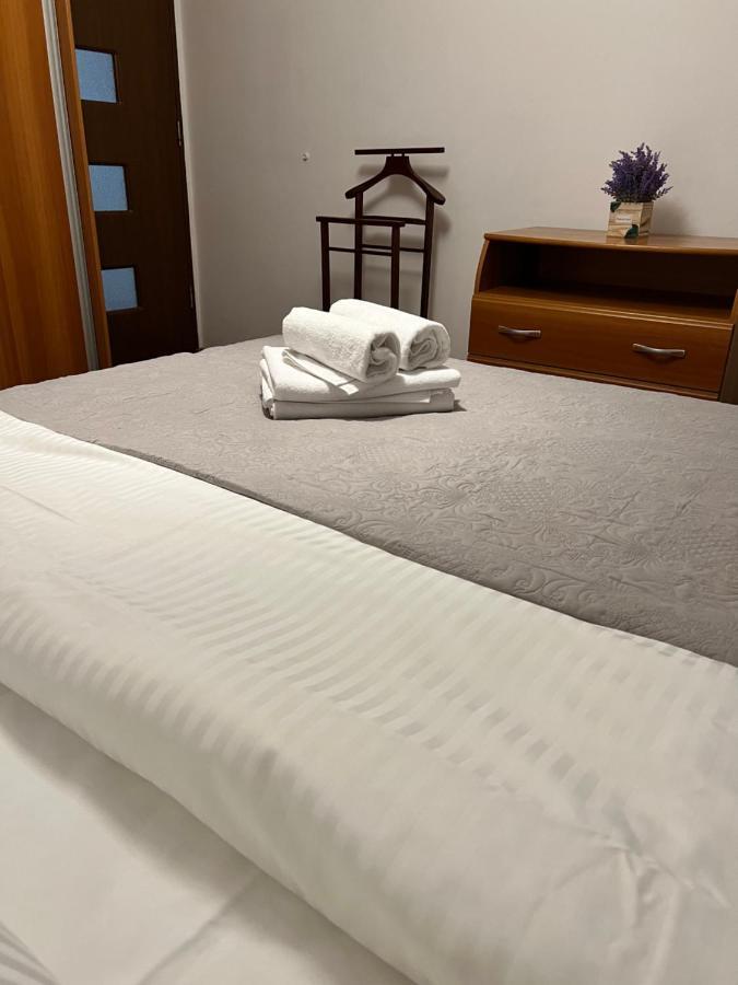 Apartament 3 Camere, Dotat Cu Toate Utilitățile *